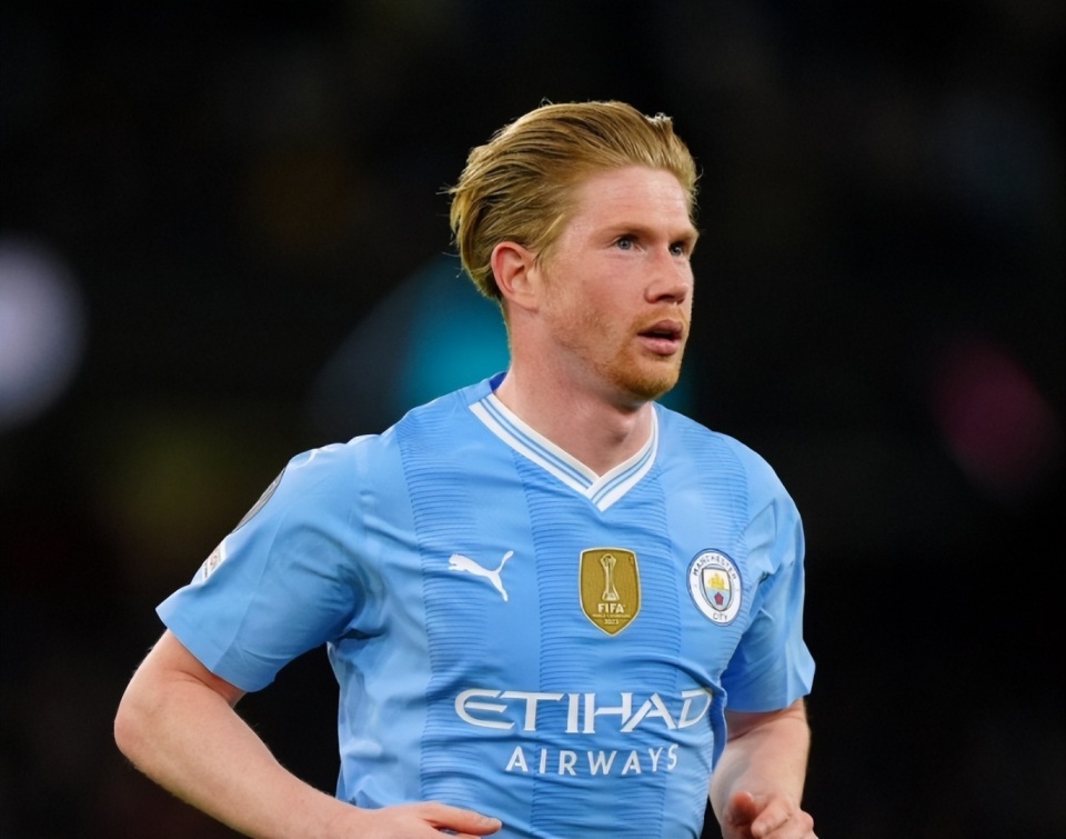 都体：尤文将采用四后卫体系，斯帕莱蒂计划推行4-3-2-1阵型