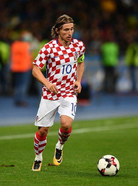 柔佛VS上海海港、布里兰VS江原FC精彩分析与比分预测