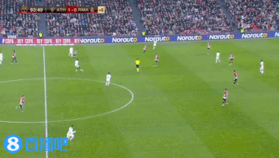 比塞克：电影主角一开始都不被看好，但凭借努力就能实现目标